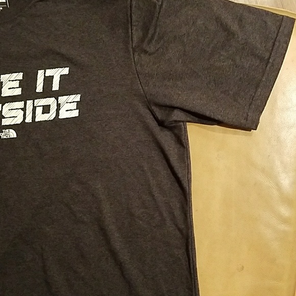 NWOT The North Face Tee - Picture 4 of 4